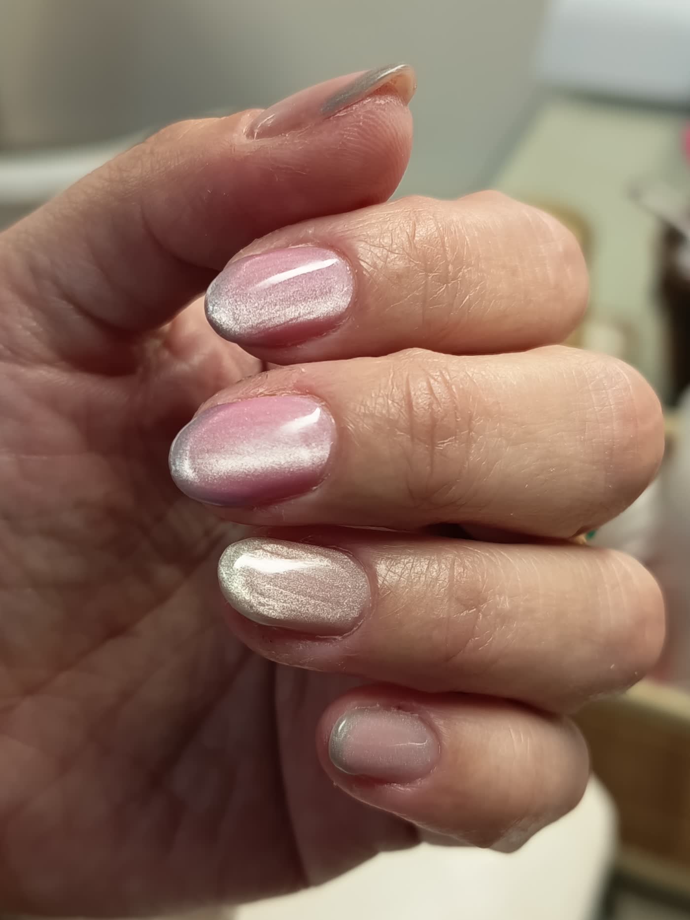 Rubber Perla — manicure realizada en El Salón de las Uñas, Ñuñoa
