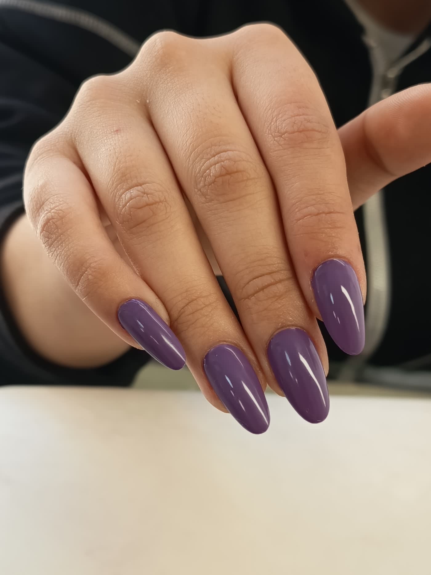 Softgel Lila — manicure realizada en El Salón de las Uñas, Ñuñoa